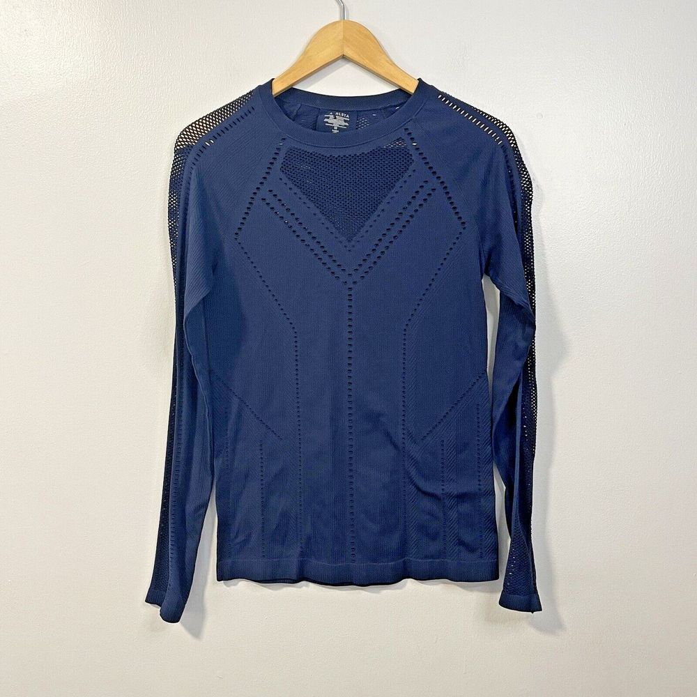 Athleta Medium Blue Mesh Seamless Long Sleeve Shirt  Fitted Oxygen Top